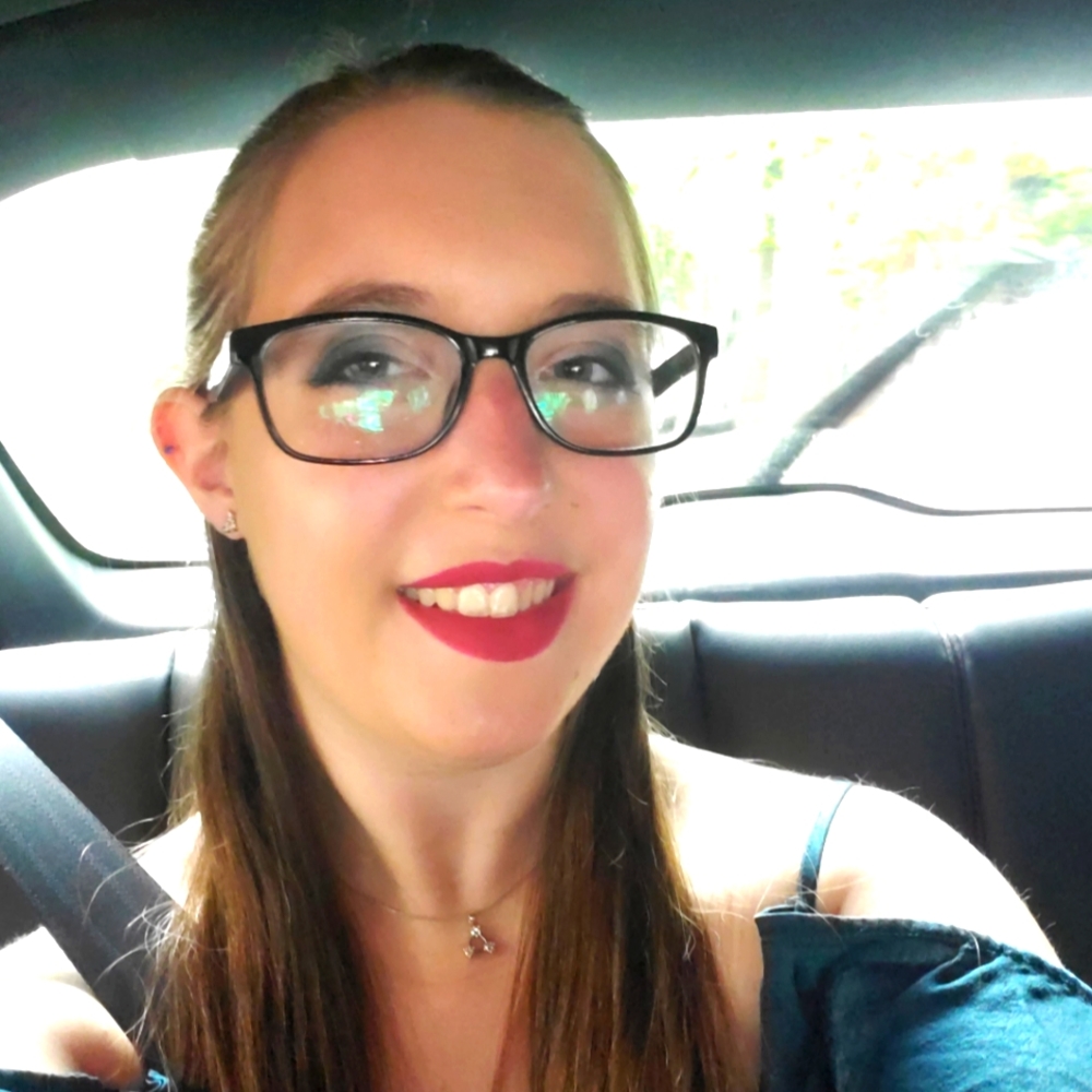 Meet your Posher, Tara